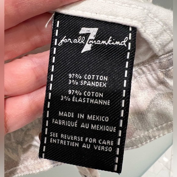 7 For All Mankind Sydney Garden Floral Printed Denim Jacket - Picture 7 of 8